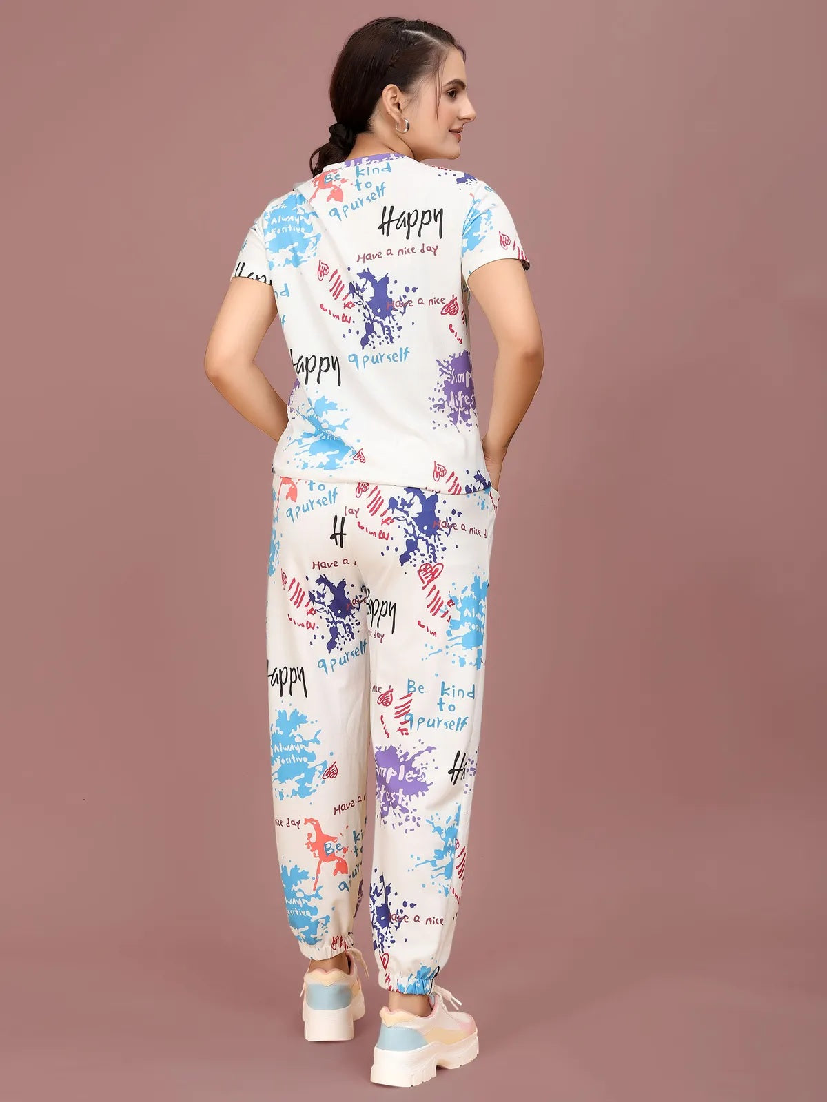 Women's NightSuit Happy